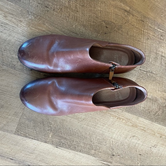 Dansko Brown Burnished Raina Leather Bootie - Picture 4 of 10